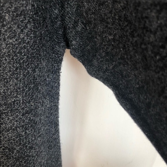 American eagle AEO dark gray pullover sweater - Picture 4 of 8